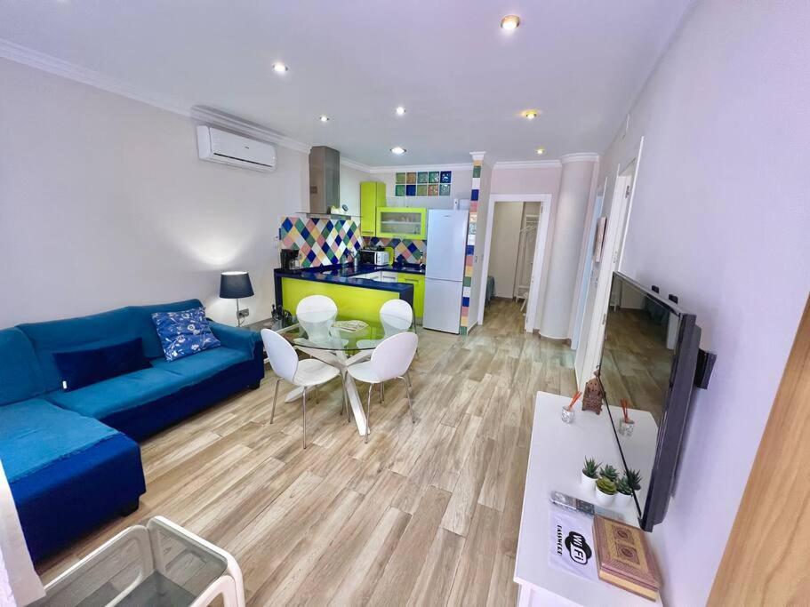 Square Flat Apartment